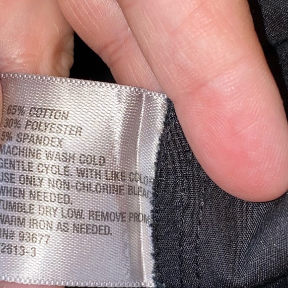 Worthington Black Sleeveless Cutout Blouse - Picture 5 of 5